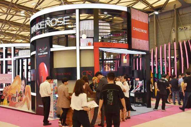 1593830259496184.jpg 蕾琪.jpg